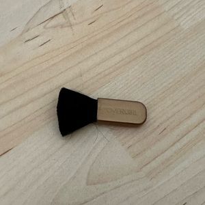 Small cover girl makeup brush